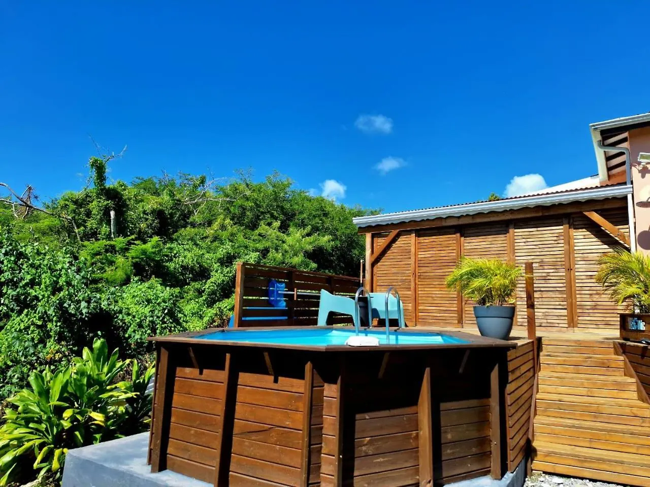 Holiday home L'Auxilliadora Studio - Bord De Mer Et Piscine Sainte-Anne